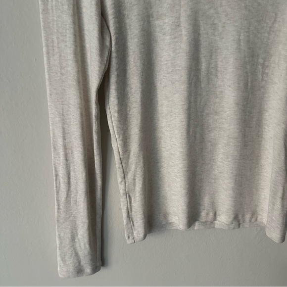 Aritzia Wilfred Free Mockneck‎ Pullover Long Sleeve Lounge in Oatmeal Medium - Picture 4 of 7